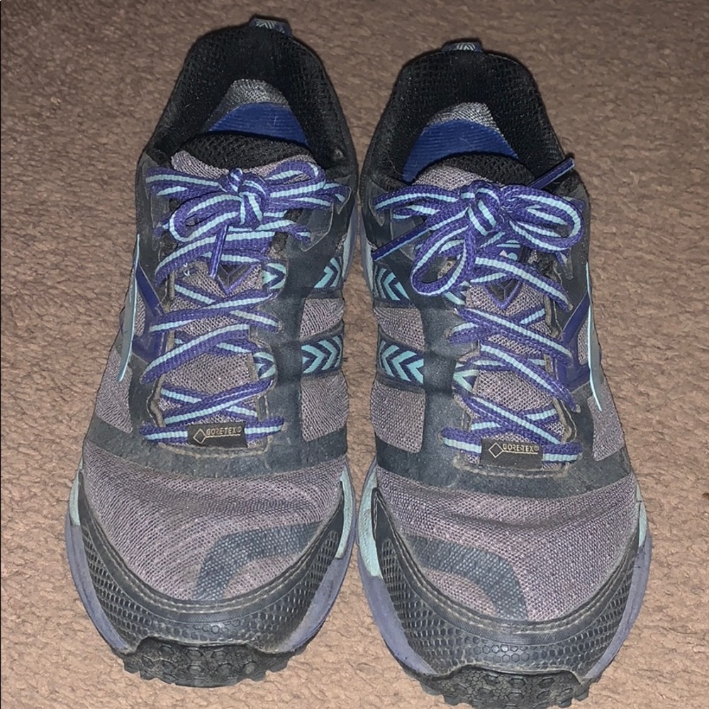 Women’s Brooks Cascadia